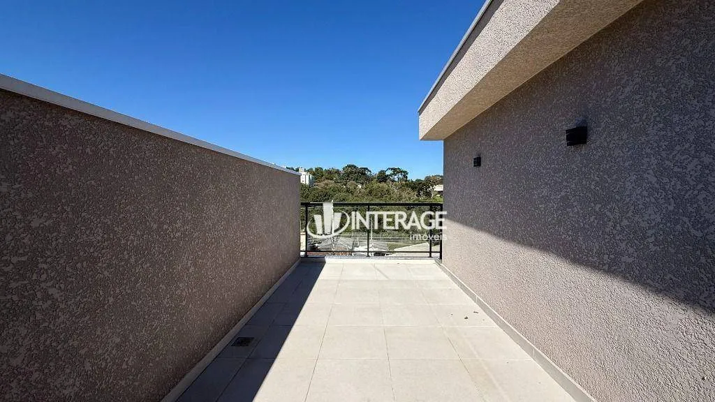 3-suite townhouse with private BBQ and garden — photo 30