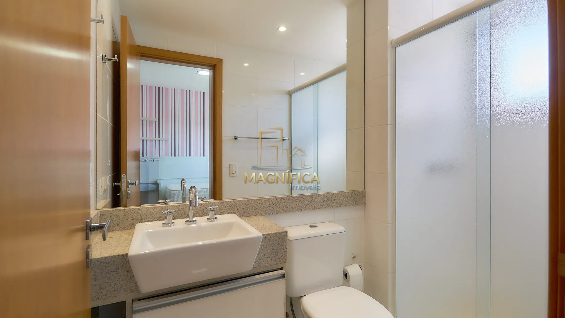 Apartamento mobiliado com 3 suítes e 2 vagas — photo 29