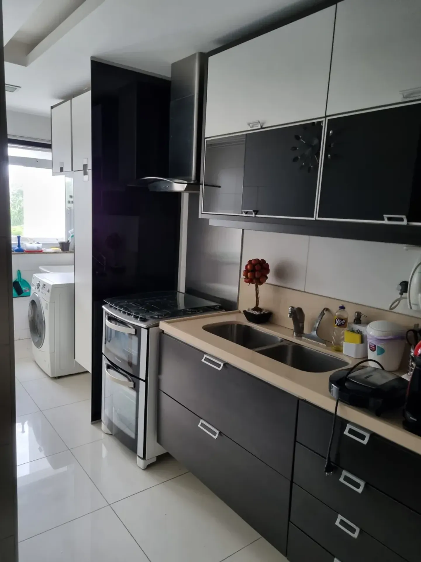 Apartamento mobiliado com 3 quartos e cozinha separada — photo 16