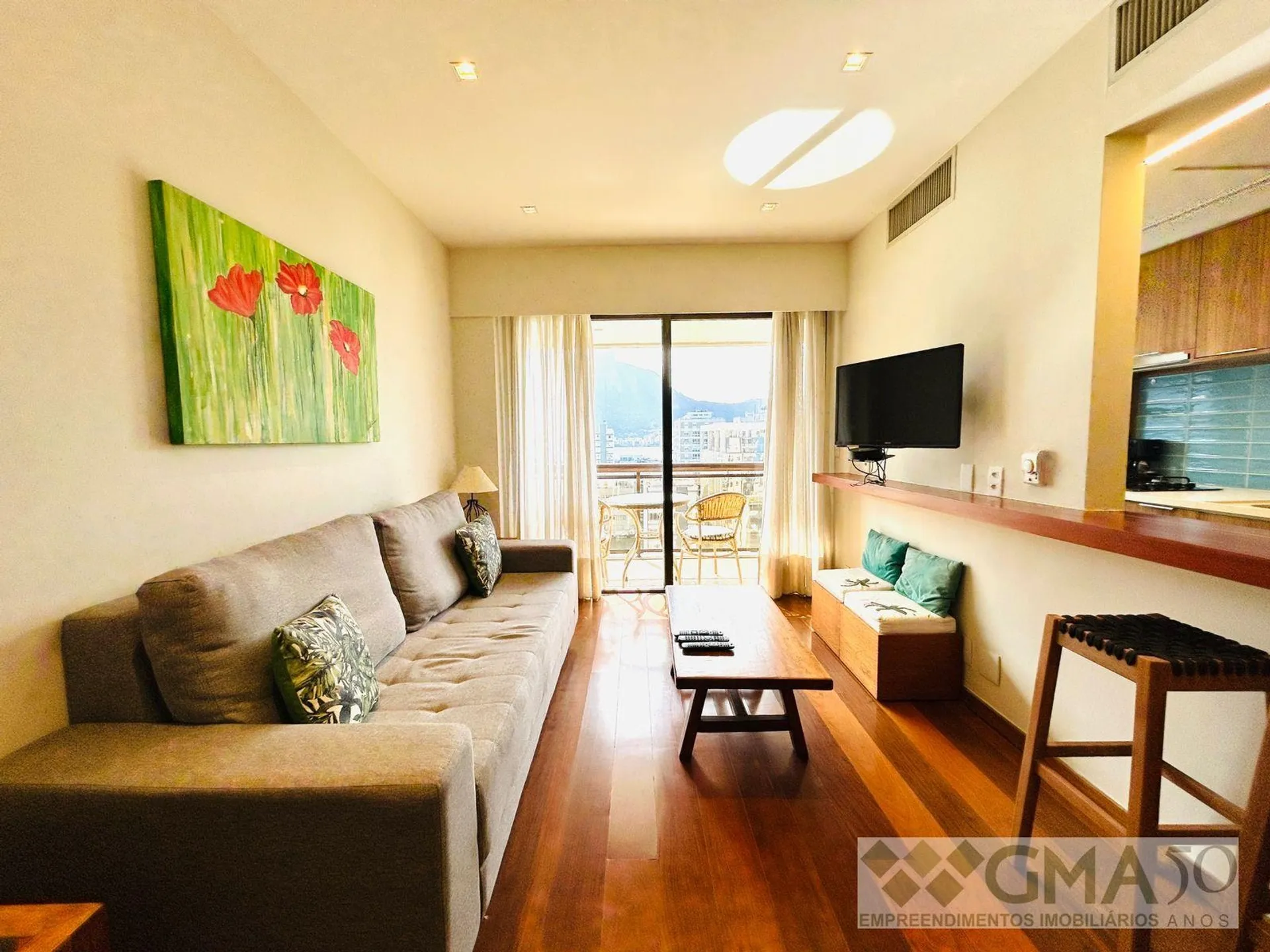 Furnished 87 m² apartment with open-plan kitchen and suite — photo 24