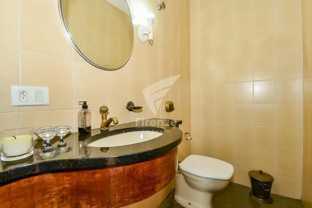424 m² house with 3 en-suite bedrooms and 4 parking spots — photo 16