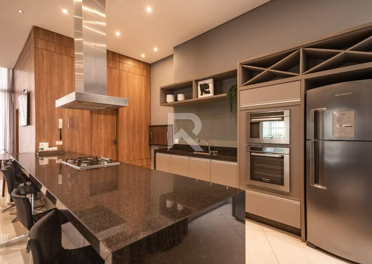 4 en-suite apartment with 373 m² and 5 parking spots — photo 9