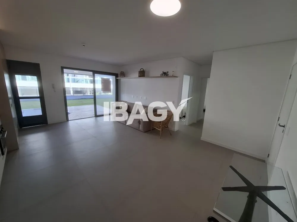 Furnished 2-bedroom apartment with en-suite and 2 parking