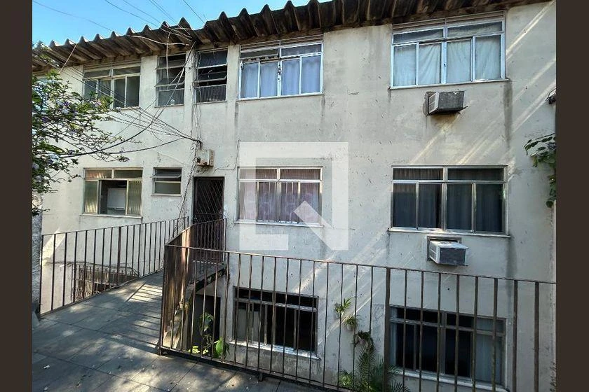 Furnished house with 2 bedrooms and 160 m², no parking — photo 35