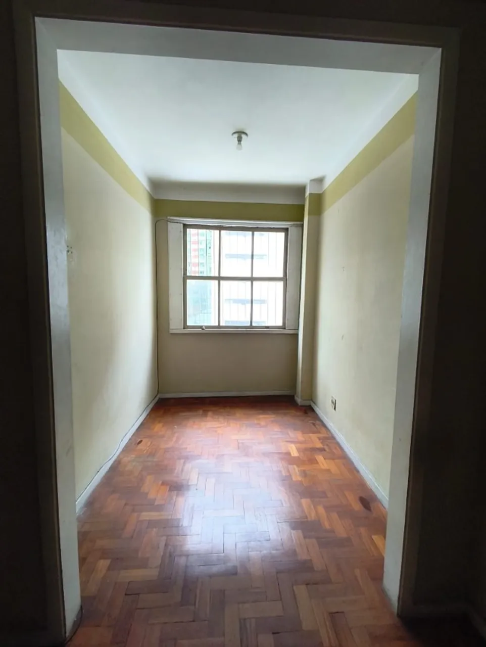 Apartment, 116 m², with wood or laminate floors — photo 15