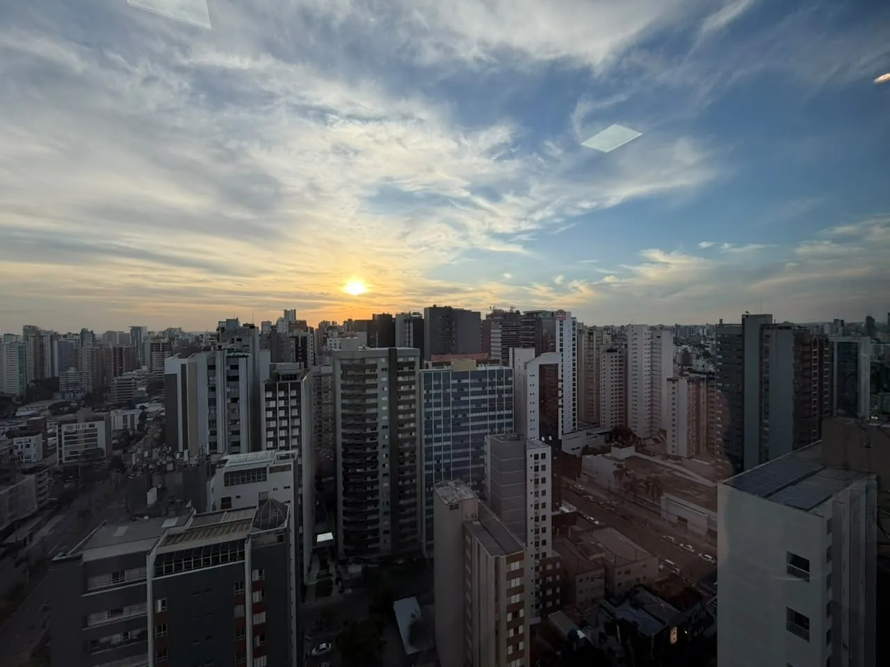 Floor-to-ceiling windows in a 3-bedroom apartment, 133 m² — photo 36