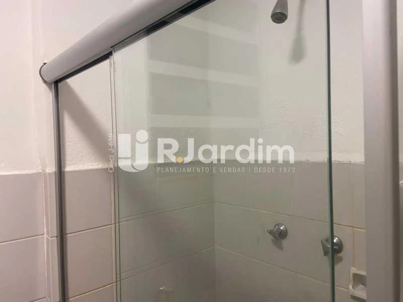 Apartamento de 1 quarto com banheira — photo 10