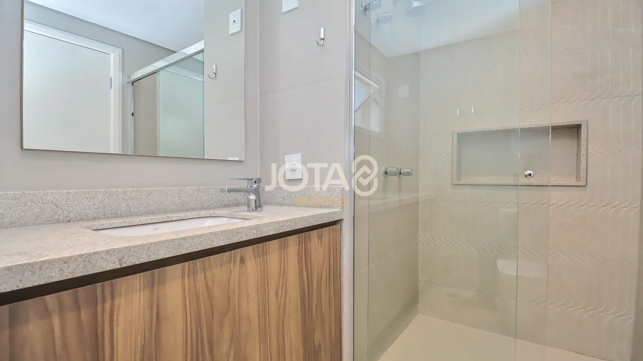 Apartamento de 3 dormitorios, 136 m² y 2 plazas — photo 14