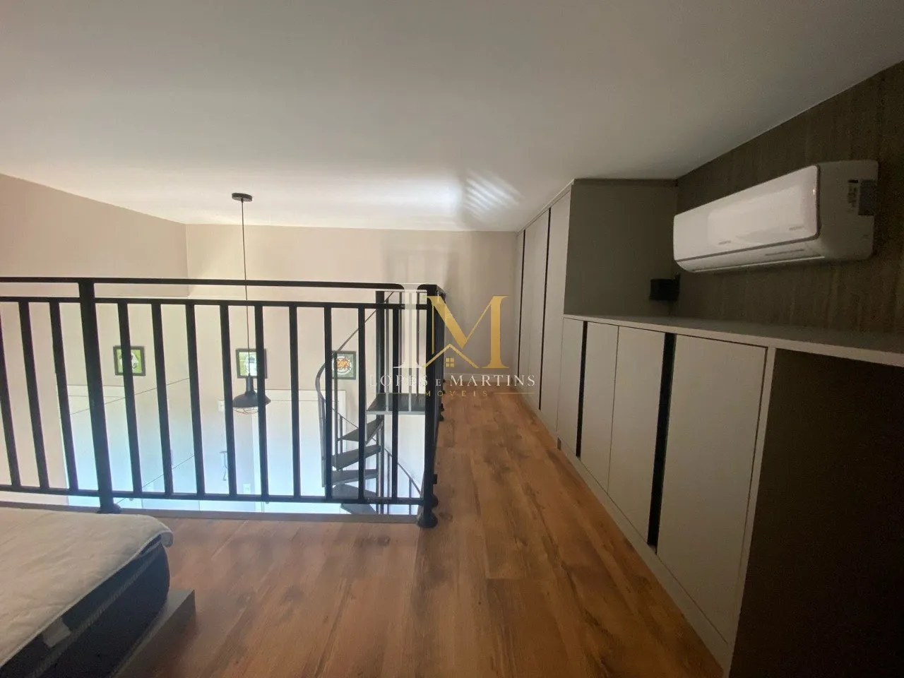 Furnished 1-bedroom apartment with 32 m² and balcony — photo 16