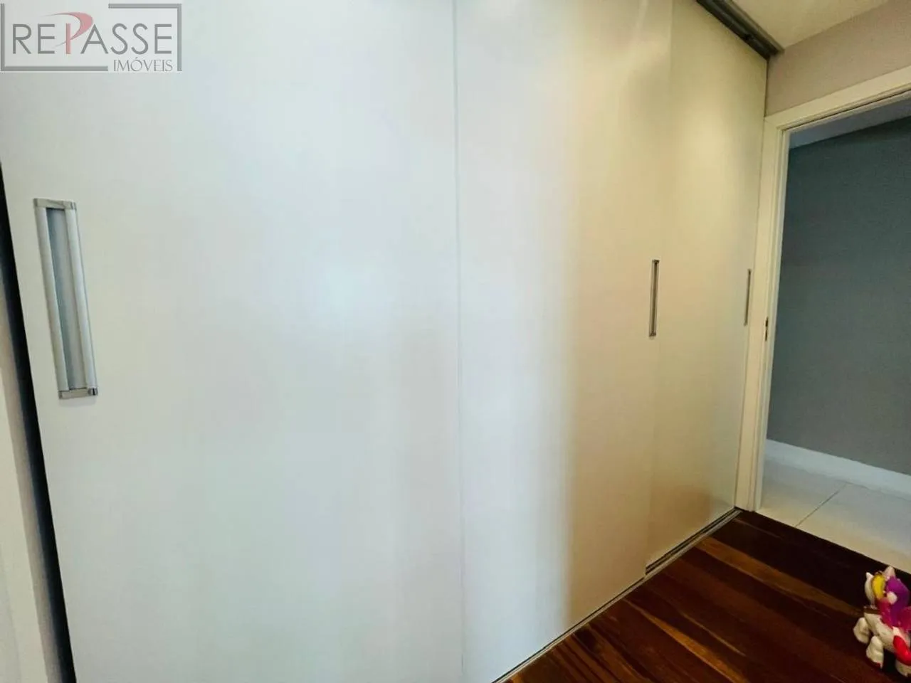 Furnished 4-bedroom apartment with 4 baths, 160 m² — photo 18