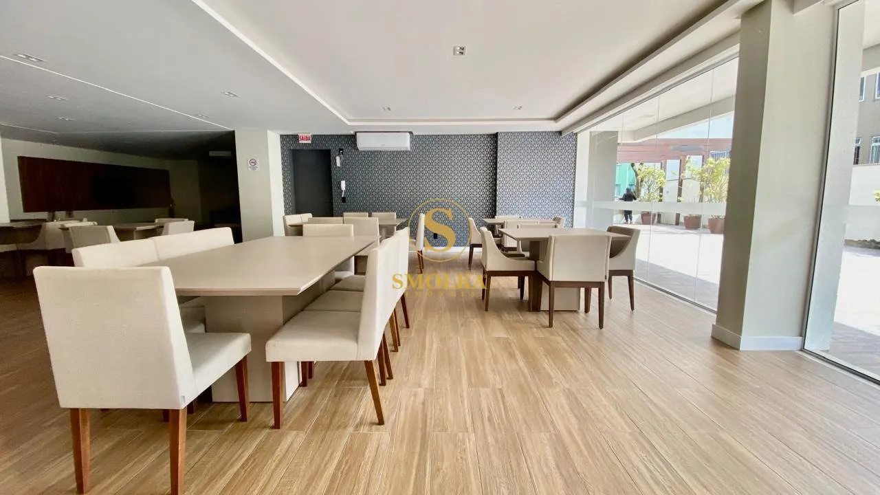 Departamento con balcón cerrado con vidrio en Florianópolis — photo 77