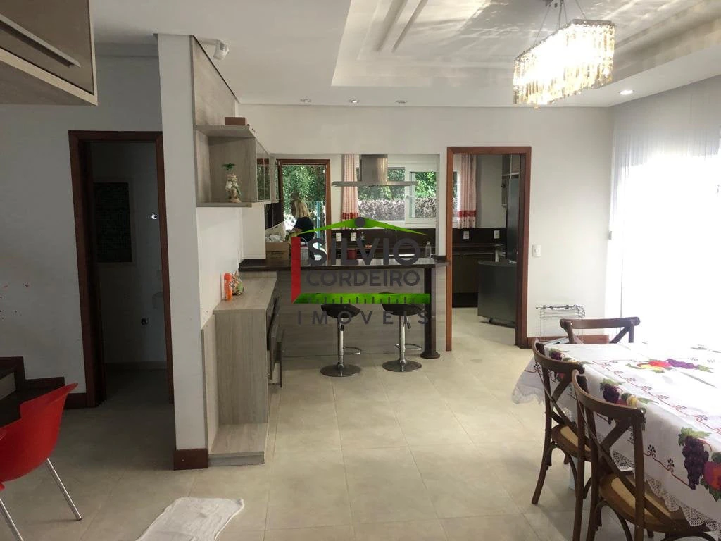 3-bedroom house with gas open-plan kitchen — photo 2