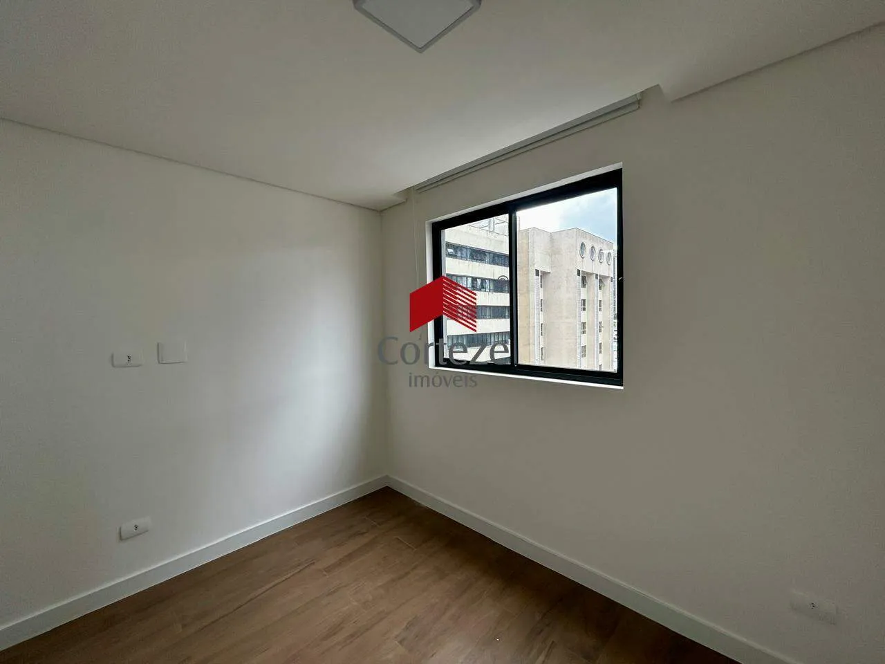 2-bedroom apartment with a grill on the balcony — photo 15