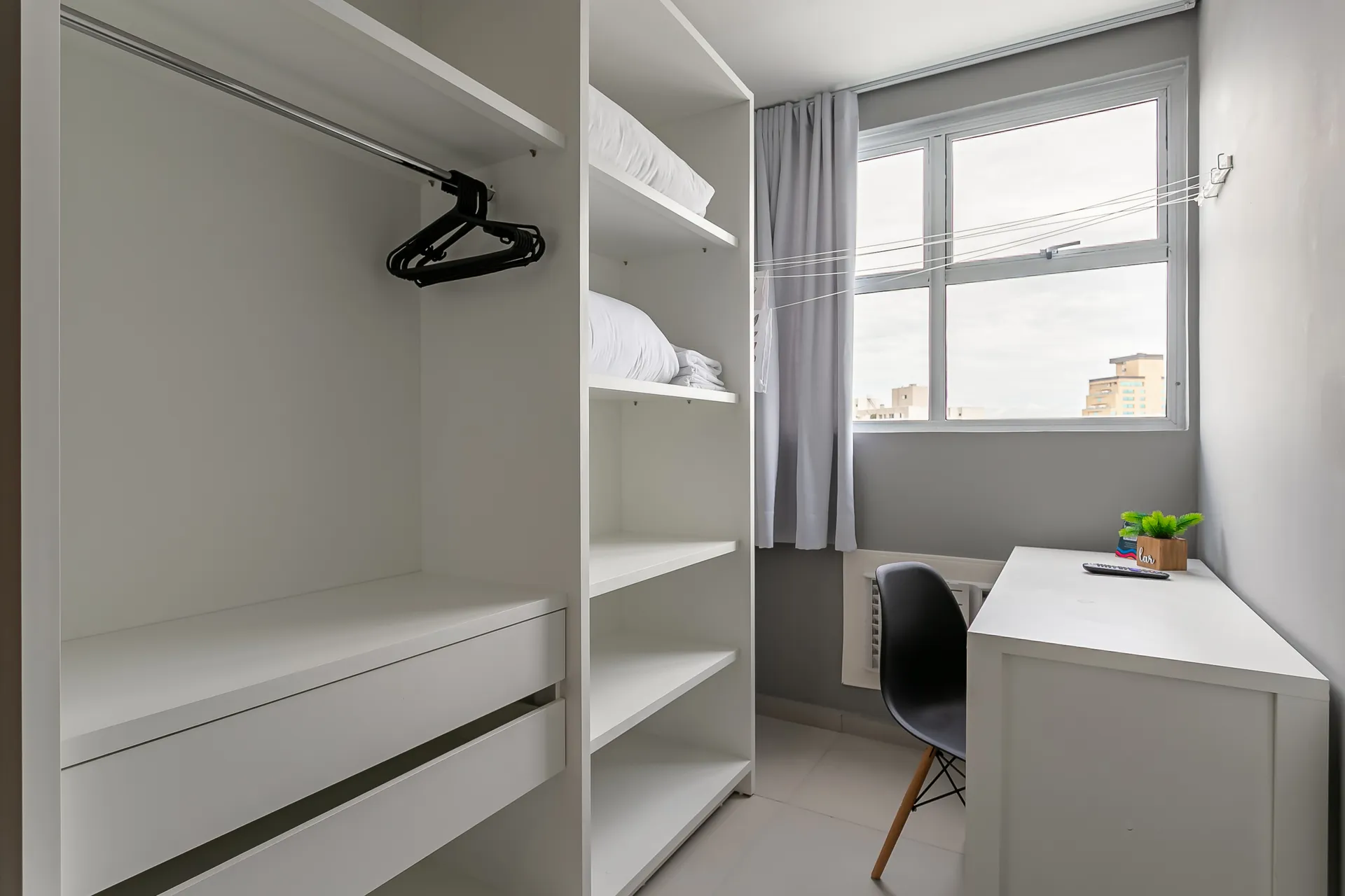 35 m² studio with elevator and shared laundry — photo 9