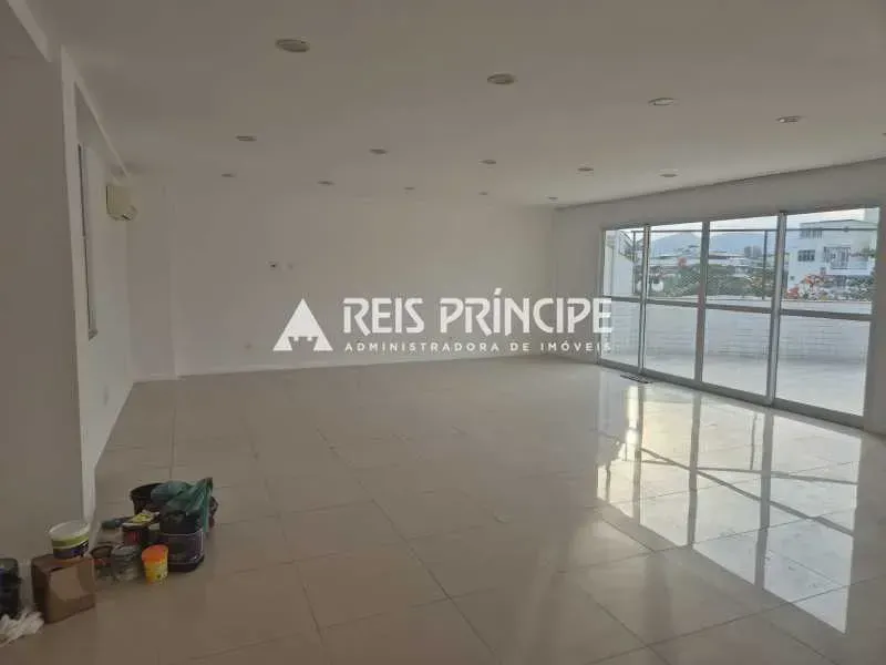 Duplex top-floor apartment with 3 bedrooms and balcony grill — photo 4