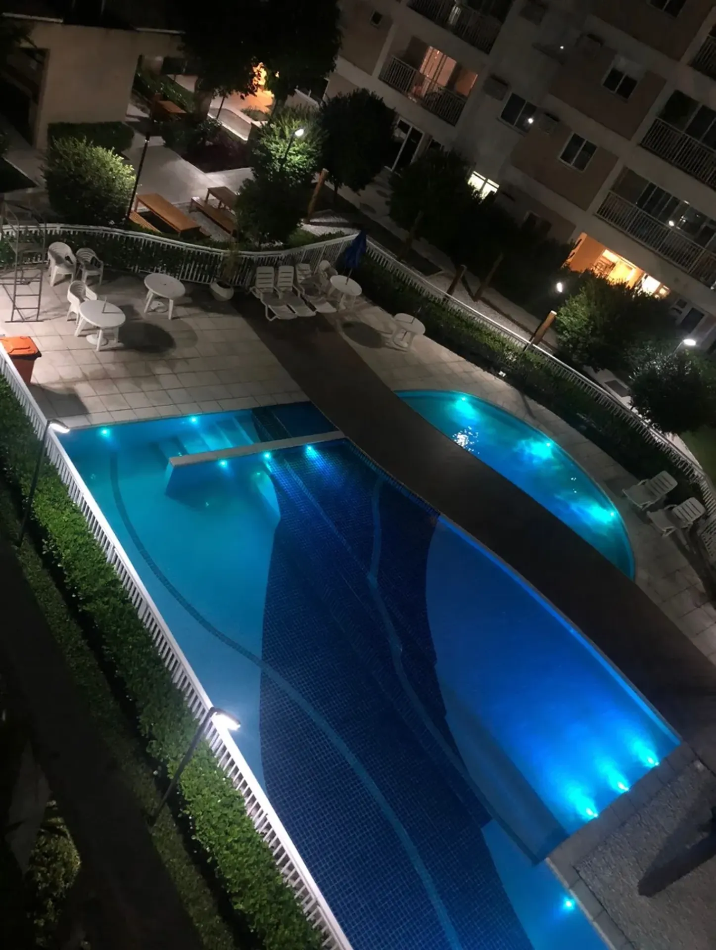 Furnished apartment, 74 m², with a glass-enclosed balcony — photo 43