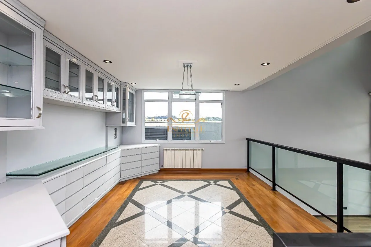 800 m² unfurnished house with gas open-plan kitchen — photo 54