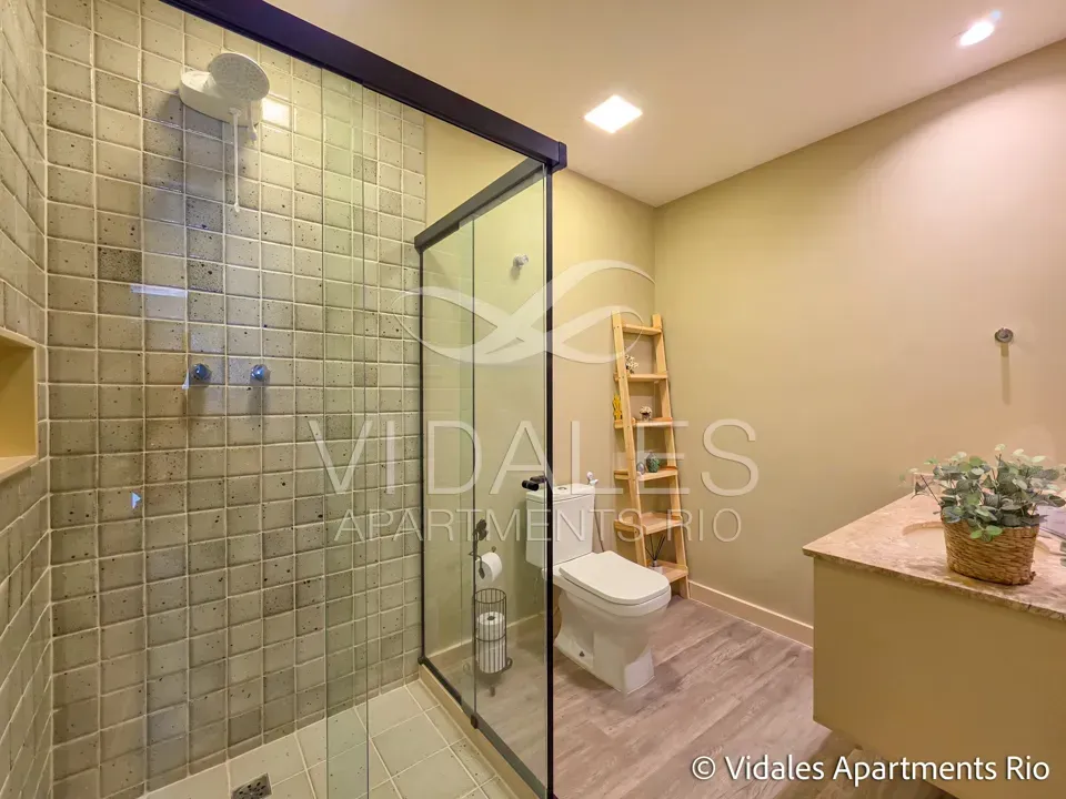 Furnished 715 m² apartment with 4 en-suite bedrooms — photo 84