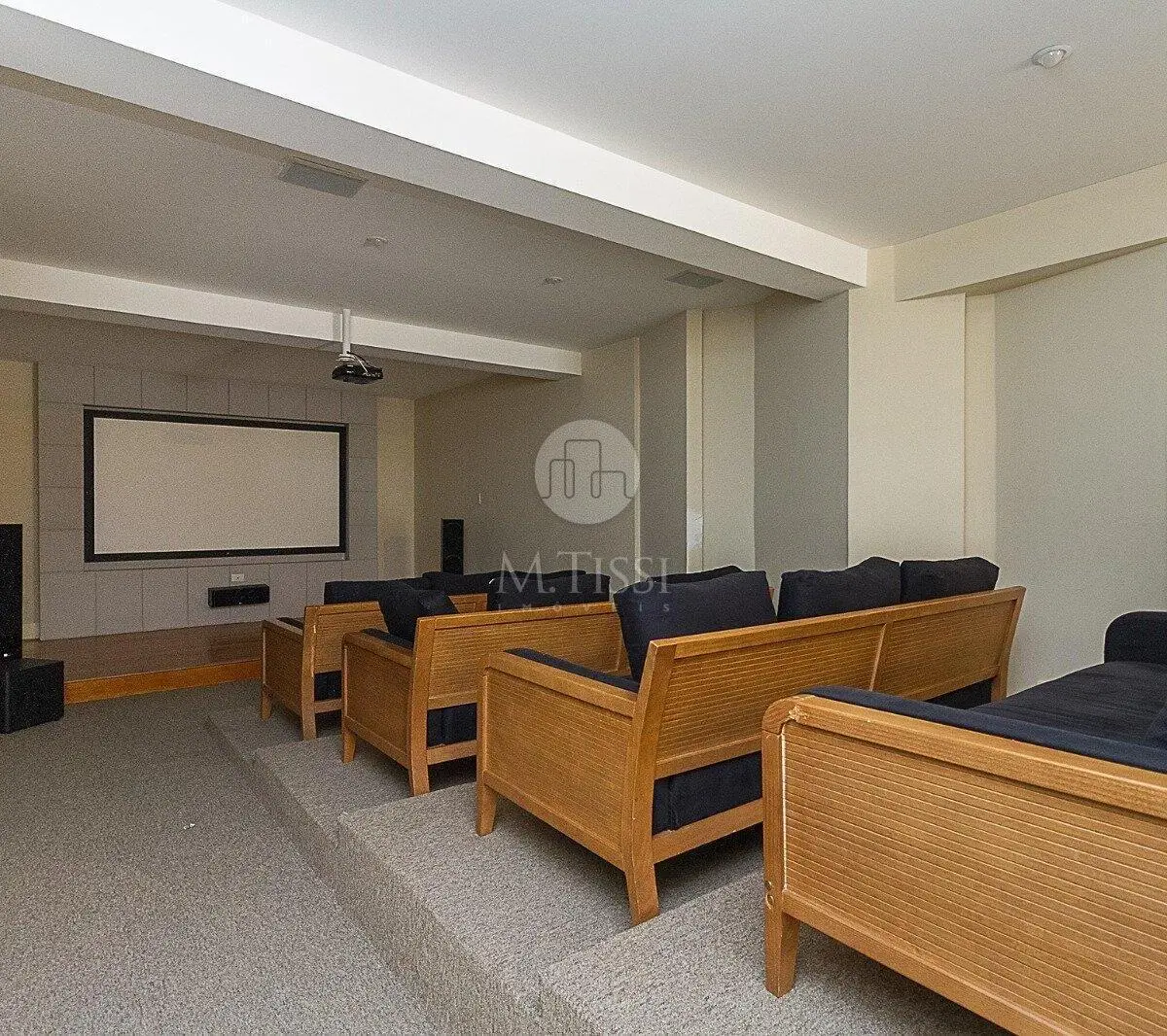 Furnished 3-bedroom apartment with 2 parking spots — photo 27