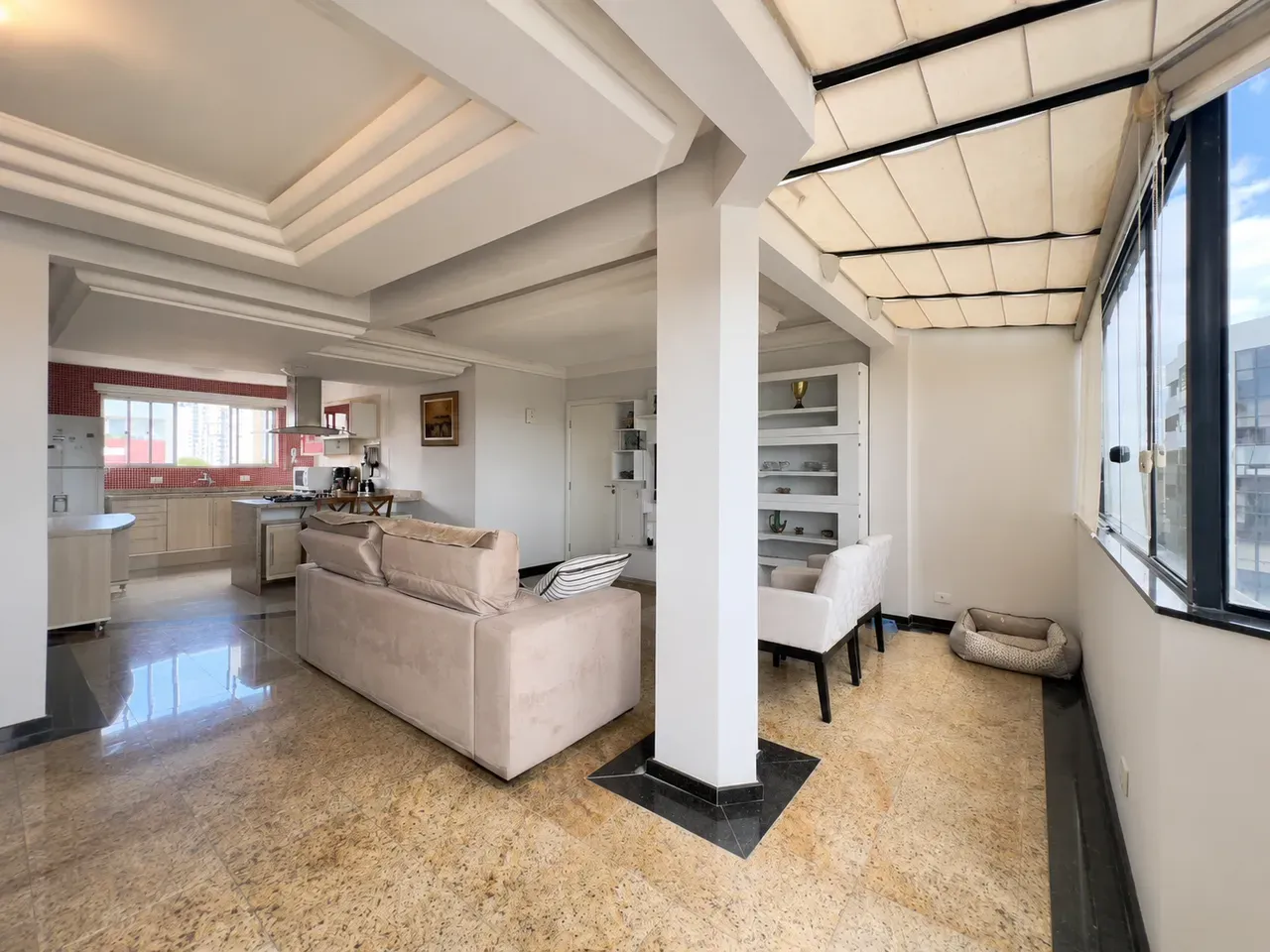 Furnished penthouse apartment with 4 bedrooms — photo 5