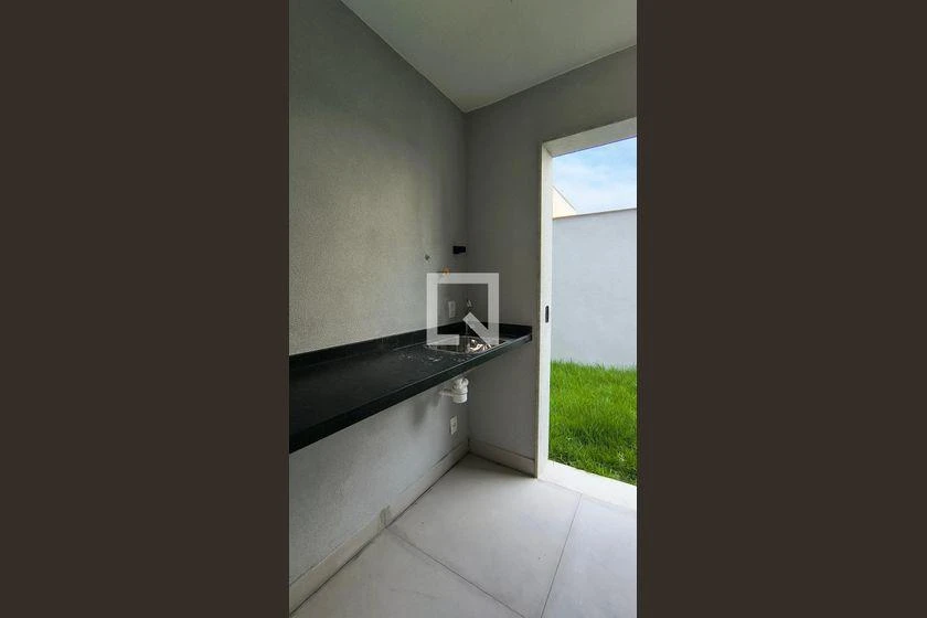 4-bedroom house with 210 m² and 4 parking spaces — photo 15