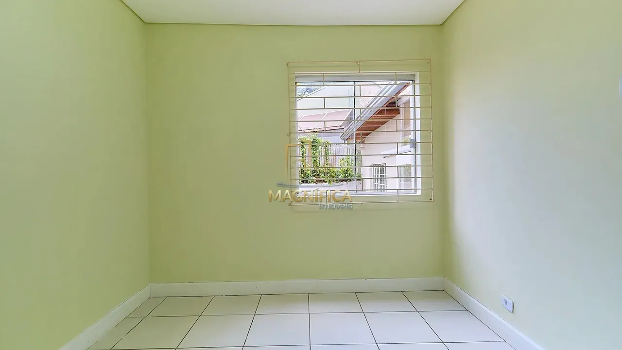 House with 5 bedrooms and 3 bathrooms, plus 2 parking — photo 13