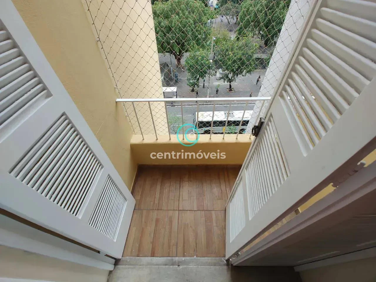 2-bedroom apartment with a mountain view in Rio de Janeiro — photo 11