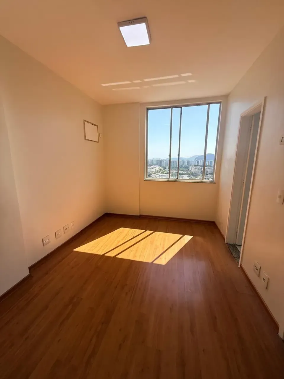 2-bedroom apartment with balcony and 2 bathrooms — photo 4