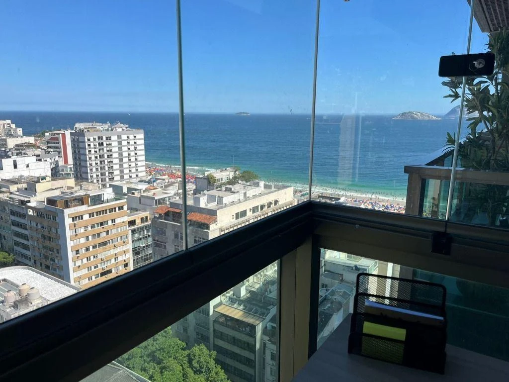 Furnished 66 m² apartment with 2 en-suite bedrooms — photo 9