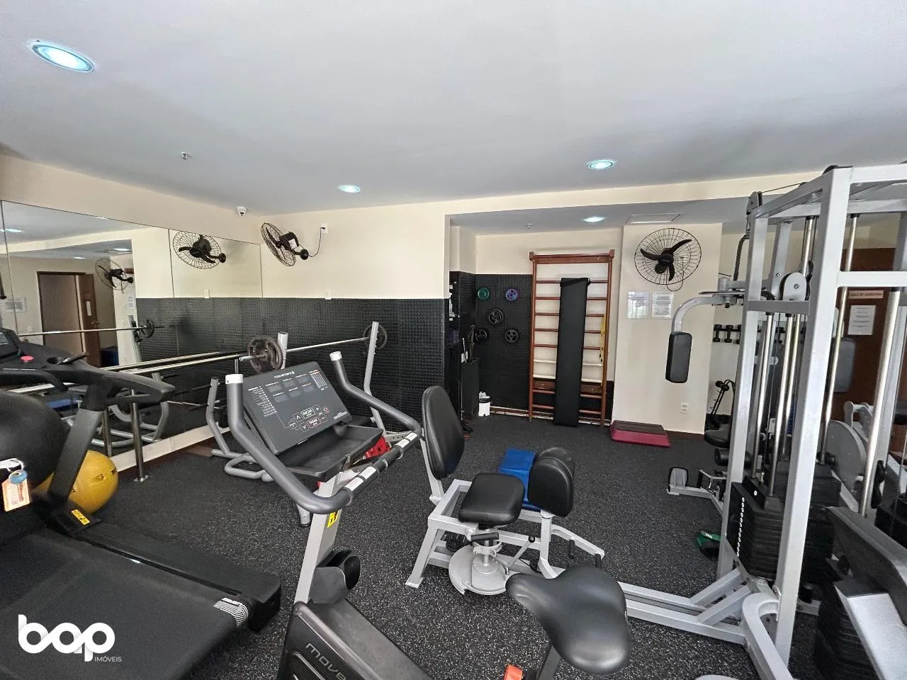 Furnished apartment, 77 m², with a home office — photo 22