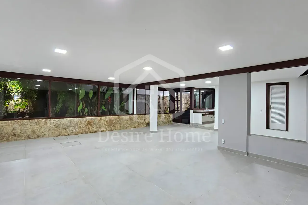 Casa com 4 quartos e 5 banheiros, cozinha a gás — photo 24