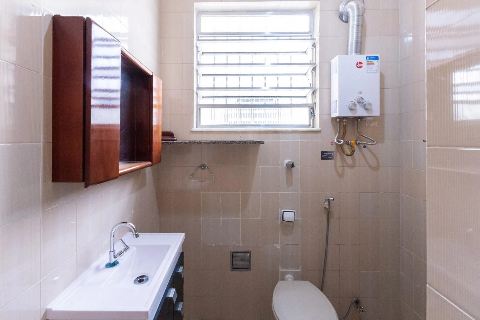 2-bedroom apartment, 60 m² — photo 4