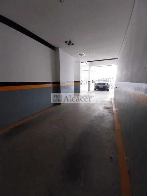3-bedroom apartment in a building with a gym — photo 31