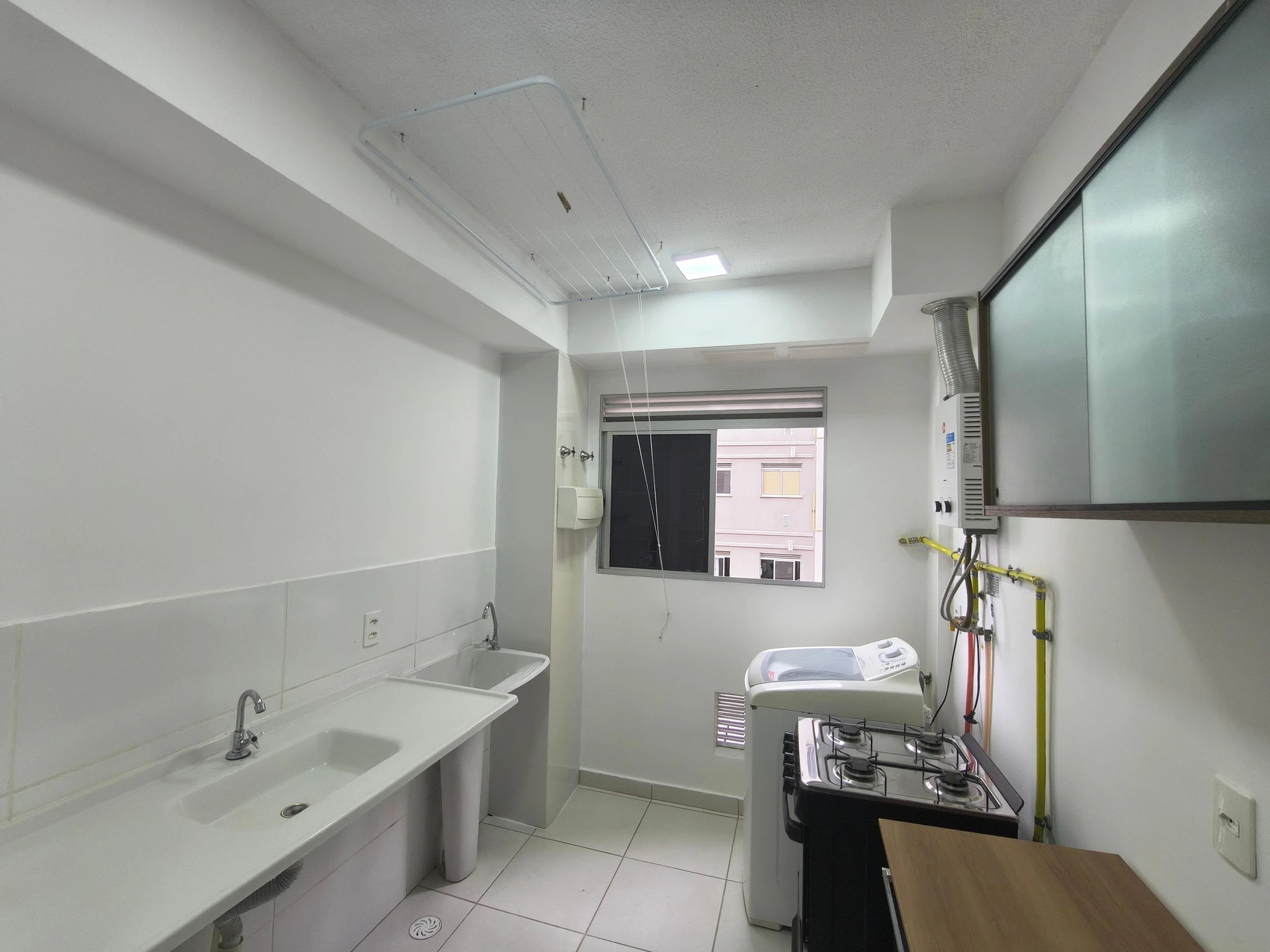 Пральна машина та 2 спальні: квартира 50 м² — photo 7