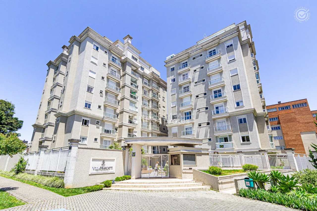 2-bedroom apartment with en-suite and balcony grill — photo 17