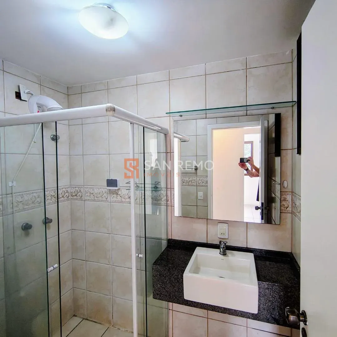 76 m² apartment with 2 bedrooms and 1 en-suite — photo 4