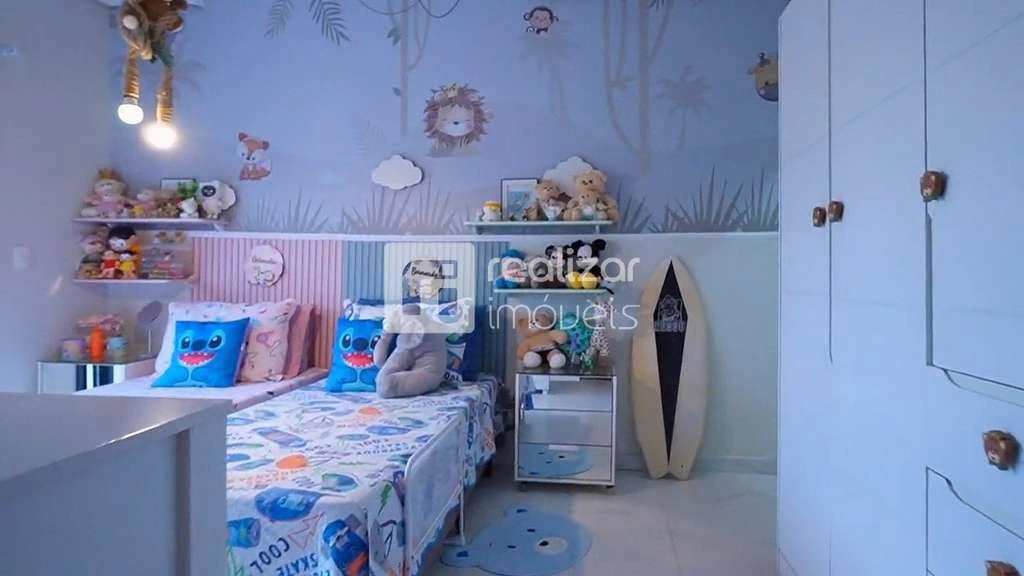 Casa en condominio con 4 dormitorios y estilo moderno — photo 2