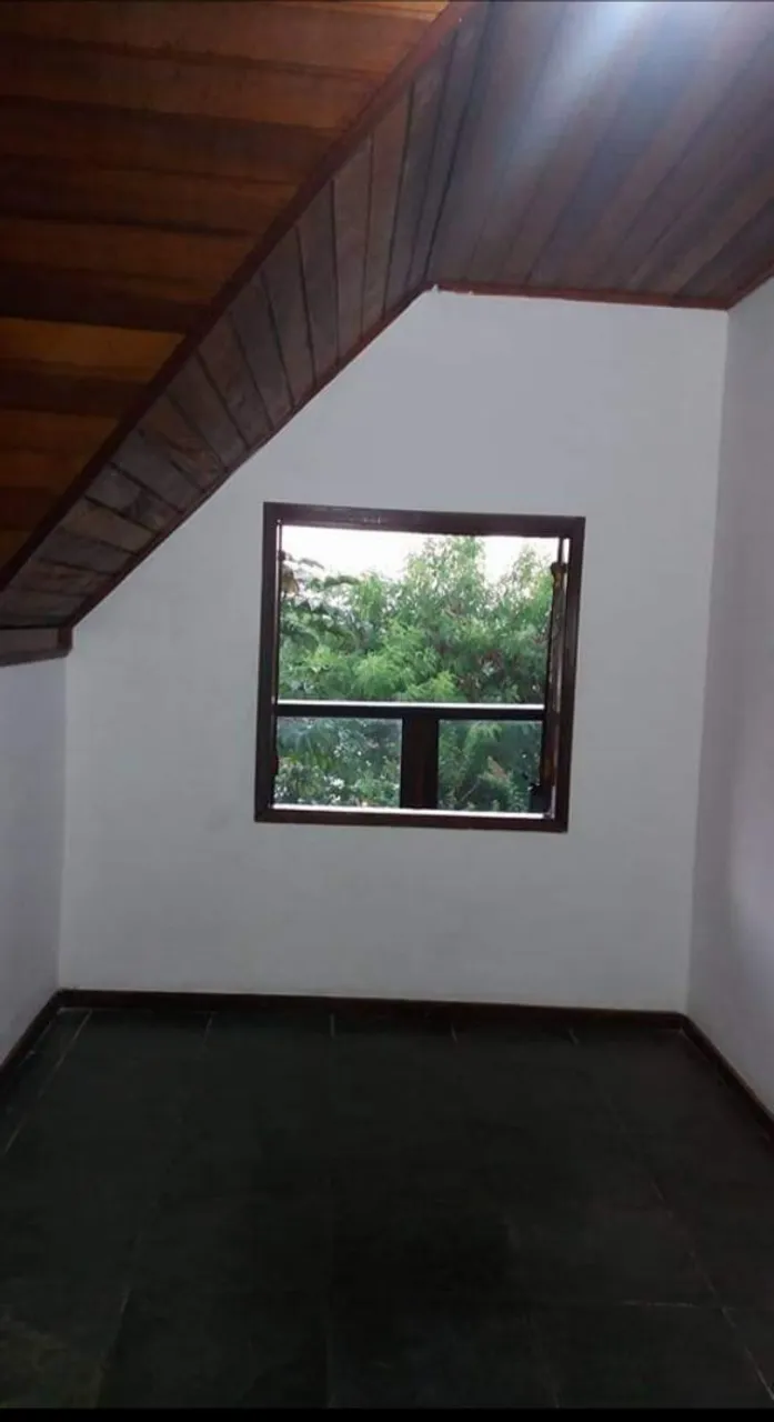 Casa com 2 quartos e varanda fechada em vidro — photo 10