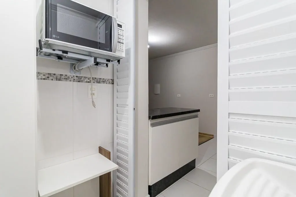 1-bedroom apartment with open-plan kitchen on 46 m² — photo 11