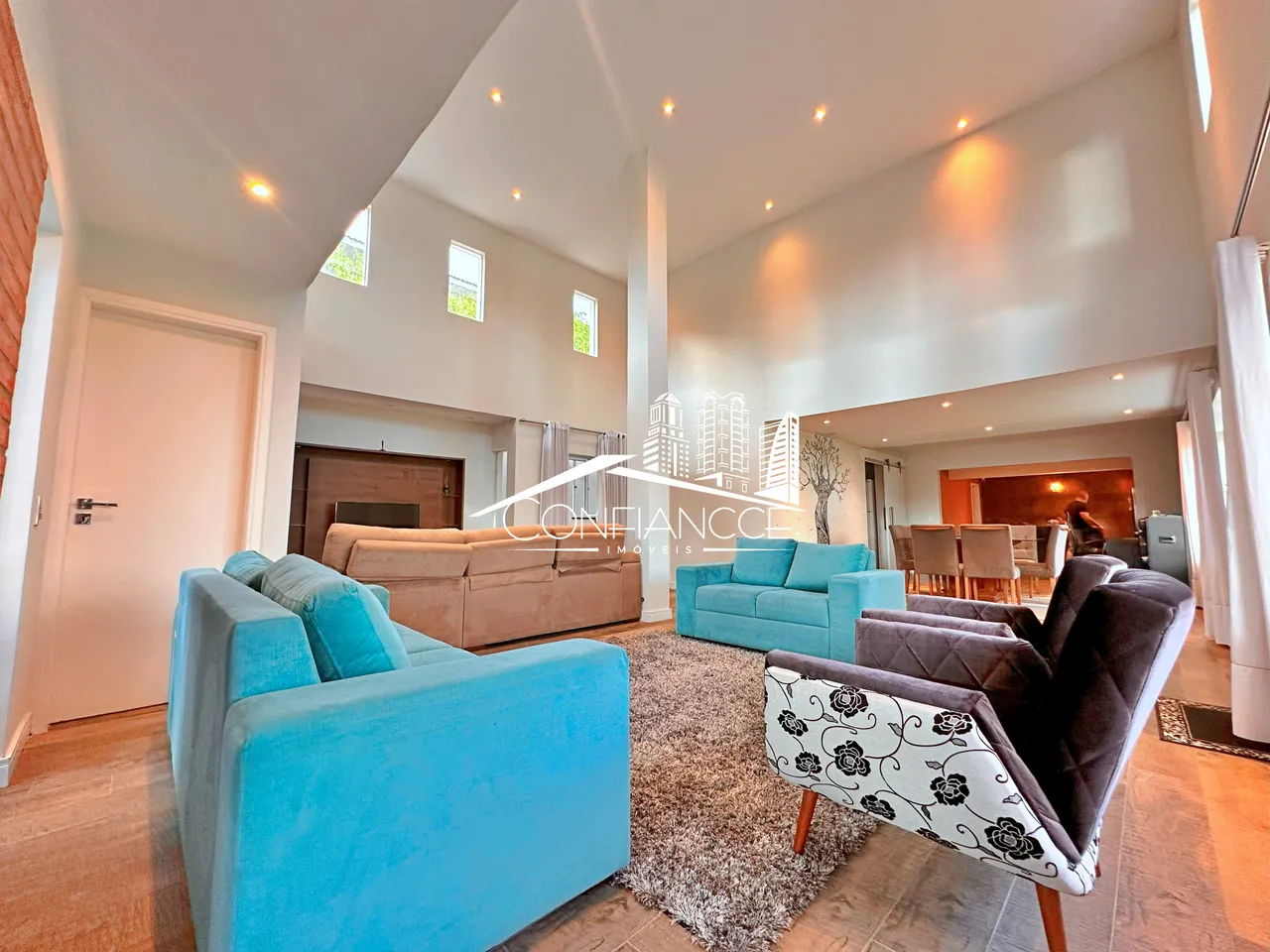 House with 4 bedrooms, 3 bathrooms and 6 parking — photo 4