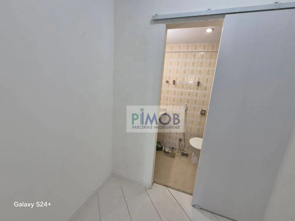 Apartamento de 2 quartos e 104 m² com área de lavanderia — photo 26