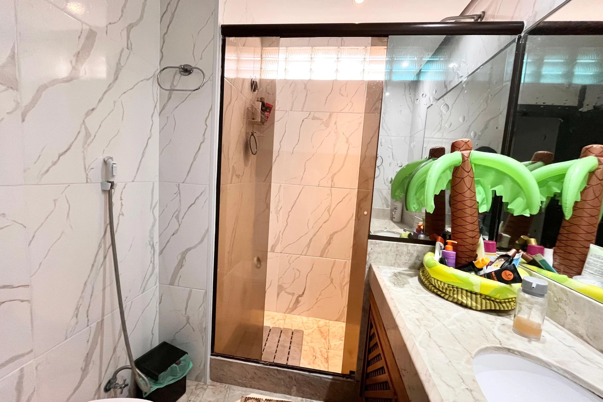 2-bedroom apartment with 1 bathroom and a balcony — photo 34
