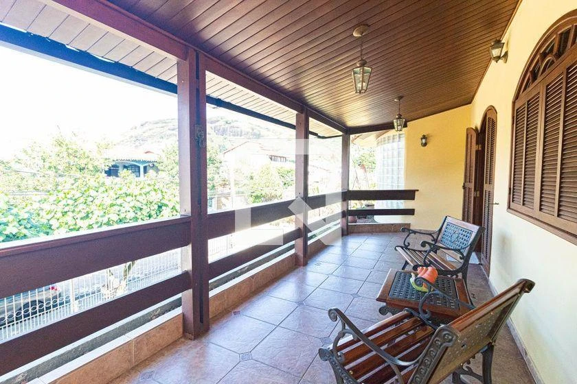 Rental house with 4 en-suite bedrooms and 7 baths, 670 m² — photo 17
