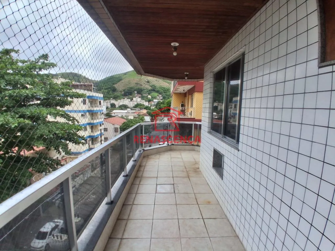 3-bedroom apartment with a mountain view in Rio de Janeiro — photo 25