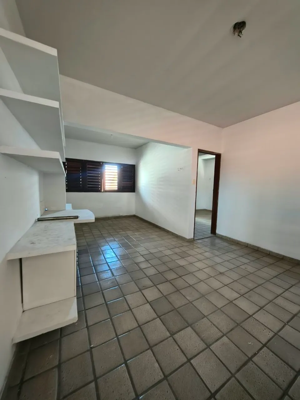 4-bedroom house, 270 m² — photo 7