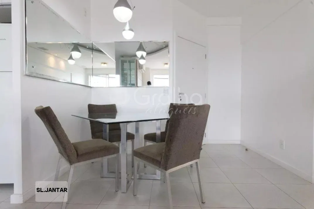 Furnished 99 m² apartment with 2 bedrooms and an en-suite — photo 8
