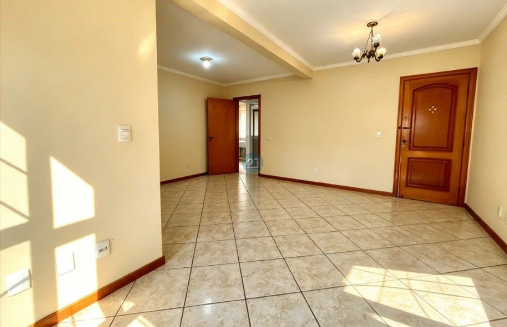 3-bedroom apartment in a building with a pool — photo 8