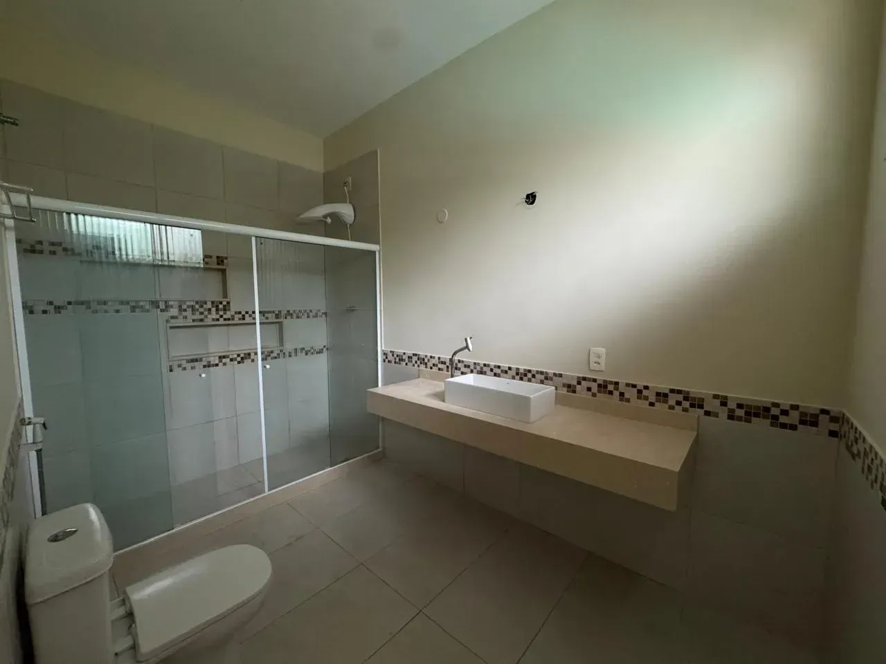 House with 4 bedrooms and 360 m² with open-plan kitchen — photo 14