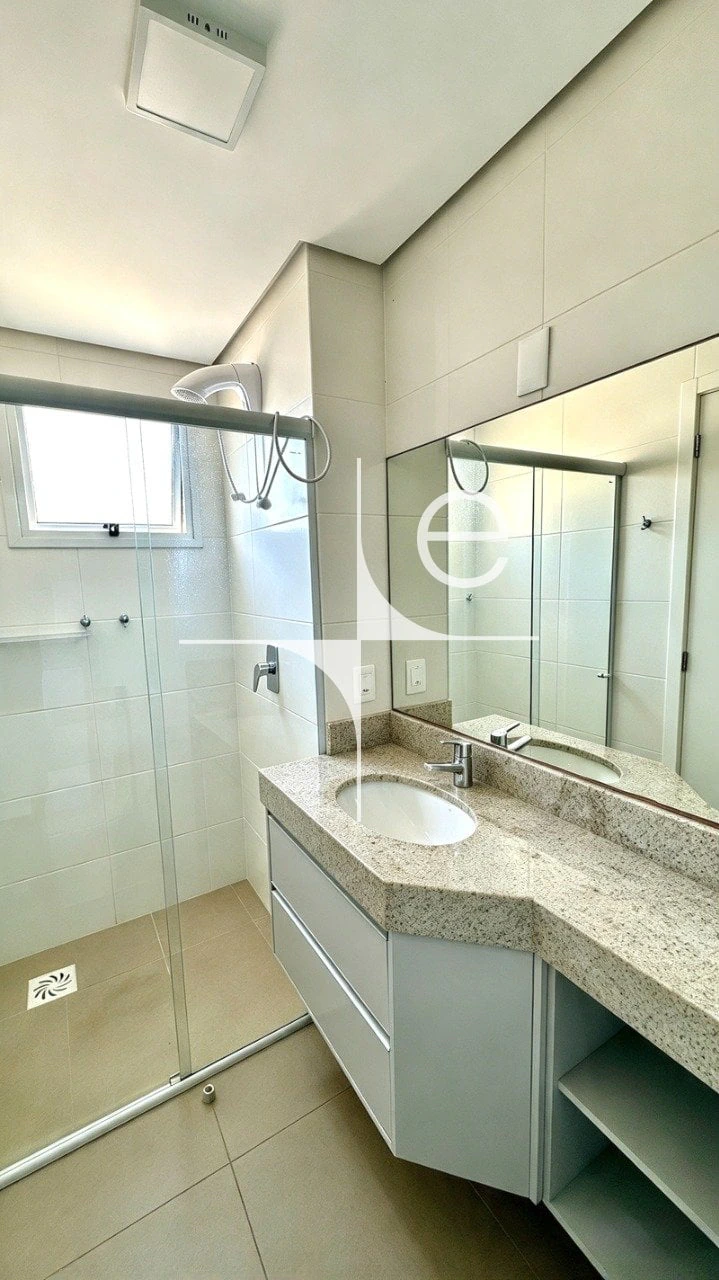Mountain view in a 2-bedroom apartment, 76 m² — photo 24