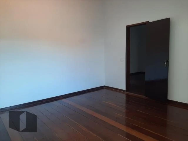 Duplex house 602 m² with 3 parking spaces and grill — photo 3